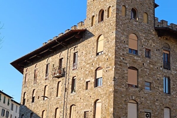 Exterior - 2 bedroom apartment in florence (Firenze)