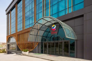 Exterior - Ramada Encore by Wyndham Istanbul Arnavutkoy (Arnavutköy)