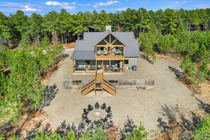 Exterior - Dreamy Sunset Mountain Views/Central Loc/Hot Tub! (Broken Bow)
