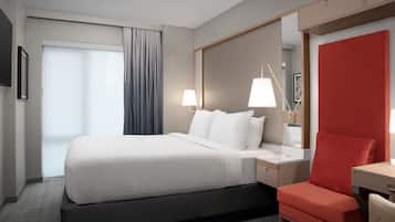 Ropa de cama de alta calidad y escritorio