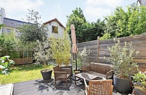 Terrace/patio - Maison Avec Jardin + Parking à 10 Minutes à Pied du Métro Mairie de Montreuil (Montreuil)