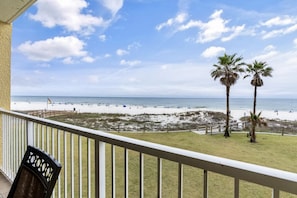 Property grounds - Summer House 204B (Orange Beach)