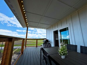 Outdoor dining - Glacier Natl Park & Whitefish Ski Resort Views: Campfire Ring & Cowboy Pool (Kalispell)