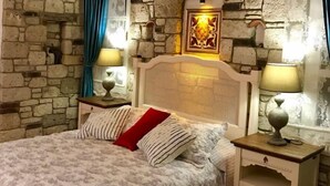 Unclassified image, 2 of 44, button - VİA PERLA BUTİK OTEL (Cesme)