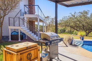 Terrace/patio - Relaxation+Pool & Hot Tub+Views (Comfort)
