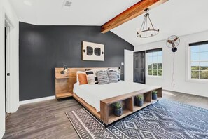 5 habitaciones, escritorio, tabla de planchar con plancha y wifi gratis