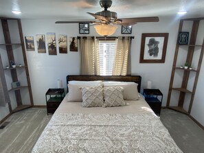 2 bedrooms, iron/ironing board, free WiFi, bed sheets