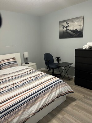 2 bedrooms, iron/ironing board, free WiFi, bed sheets