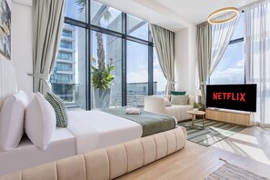 1 soverom, safe på rommet, strykejern/-brett og reiseseng for barn