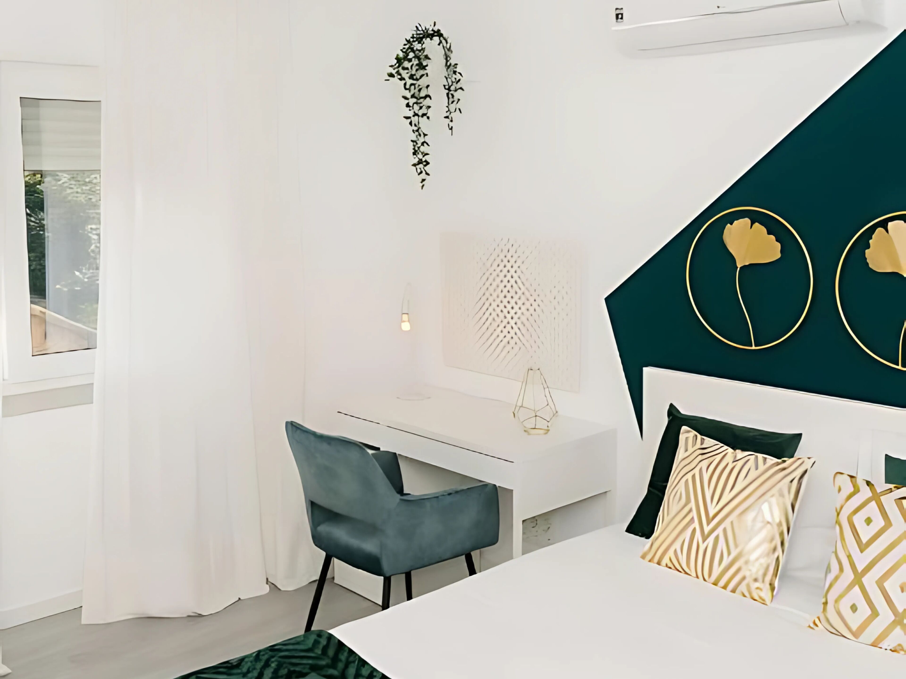 Leilighet | 3 soverom, skrivebord, skrivebord for bærbar PC og strykejern/-brett