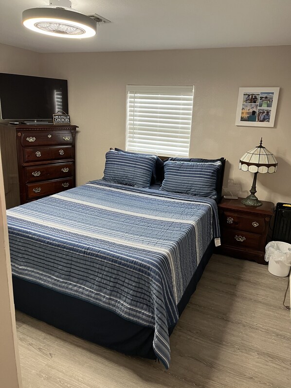 2 bedrooms, iron/ironing board, travel cot, WiFi