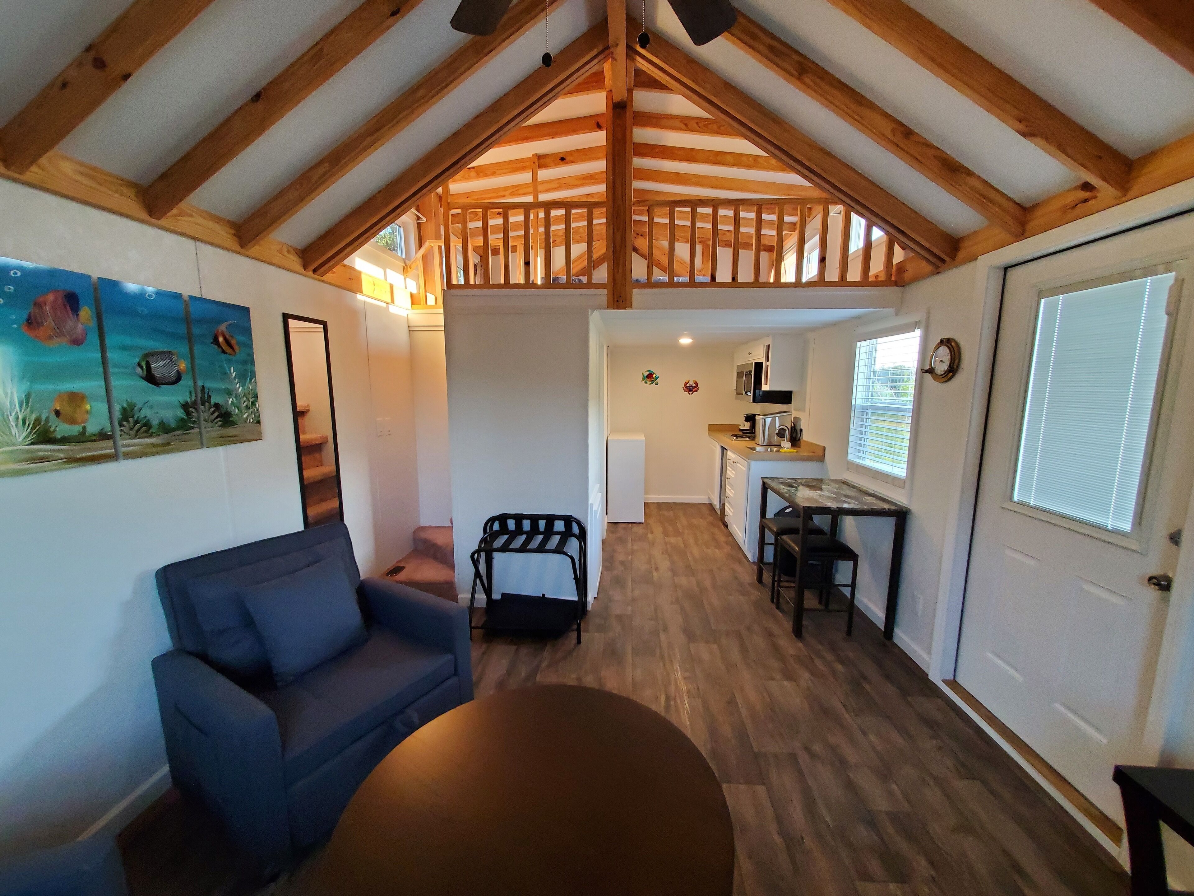 Loft / Tiny House, perfect for 4: 826-2