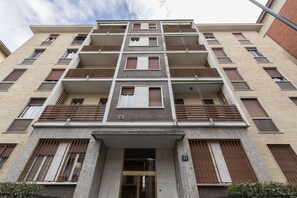 Front of property - notaMi - MassaRent House - Gambara M1  (Milan)