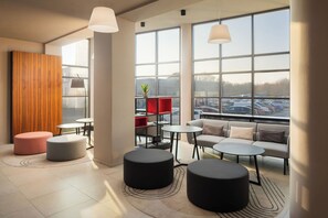 Siddeområde i lobbyen