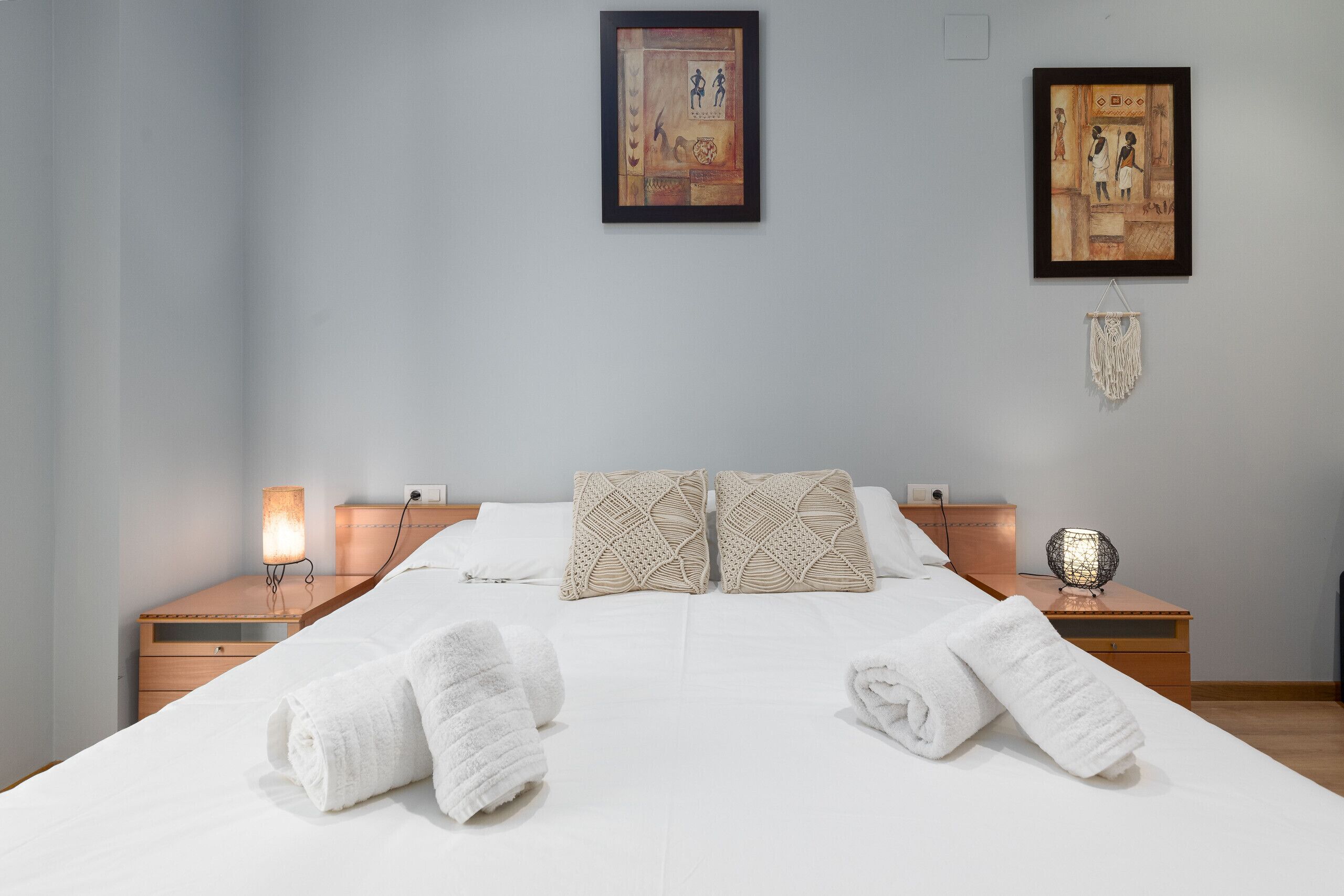 1 slaapkamer, een bureau, een strijkplank/strijkijzer, gratis wifi