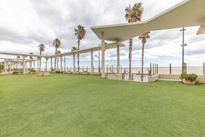 Property grounds - Patacona Mediterranean Beach. WiFi + Parking + Air Conditioning (Alboraya)