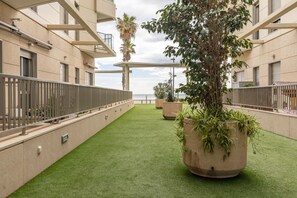 Property grounds - Patacona Mediterranean Beach. WiFi + Parking + Air Conditioning (Alboraya)
