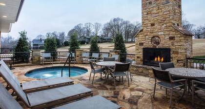 The Watson Townhome in Rock Barn Country Club & Spa
