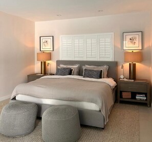 5 bedrooms, iron/ironing board, WiFi, bed sheets