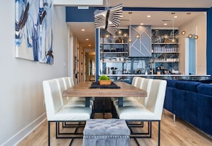 Dining - Heated Pool | Lakefront | Putting Green | Luxury (Hot Springs)