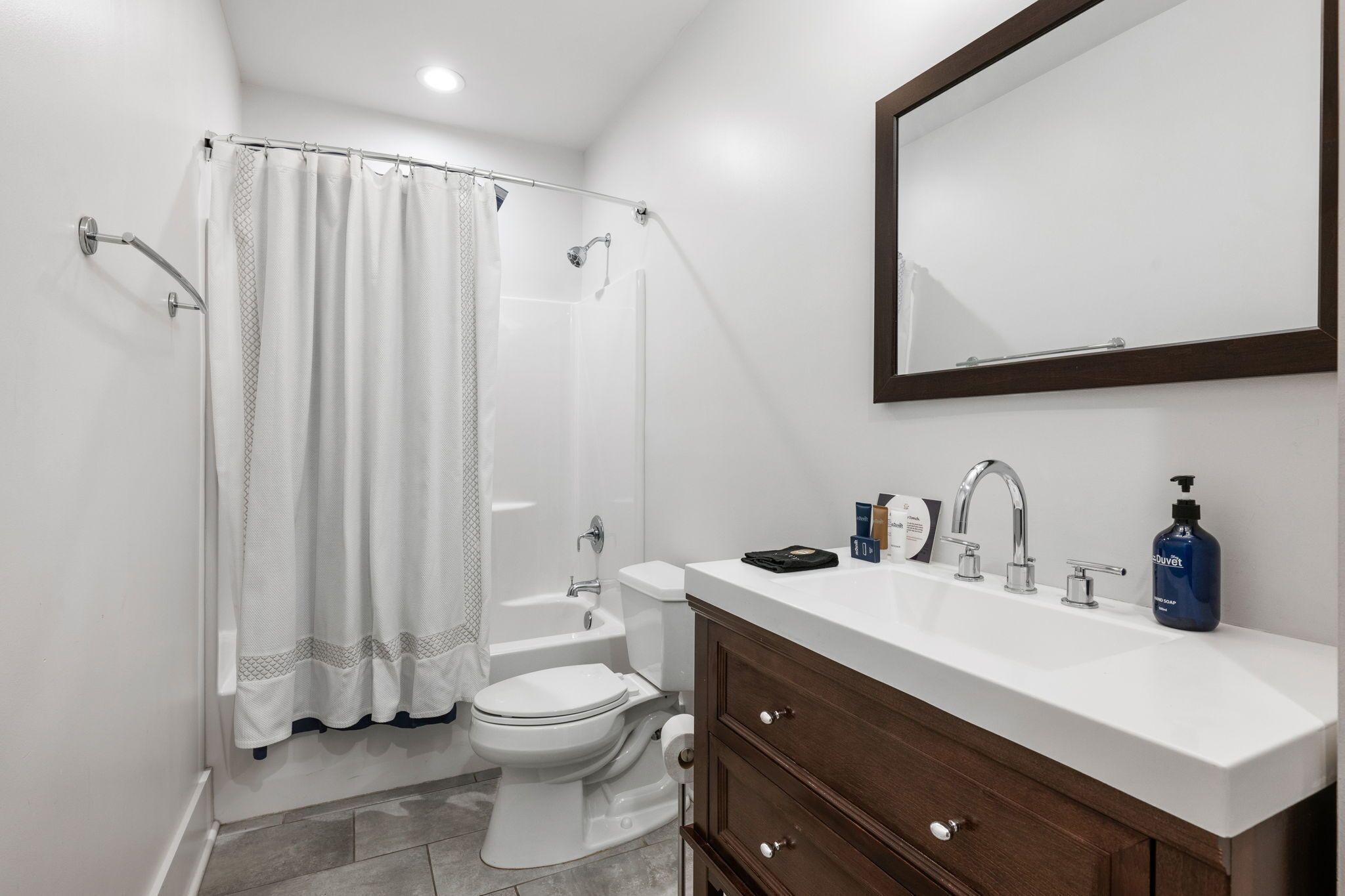 Hårtørrer, håndklæder