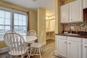 Dining - Unit 112D at Tiffany's Motel (Surf City)