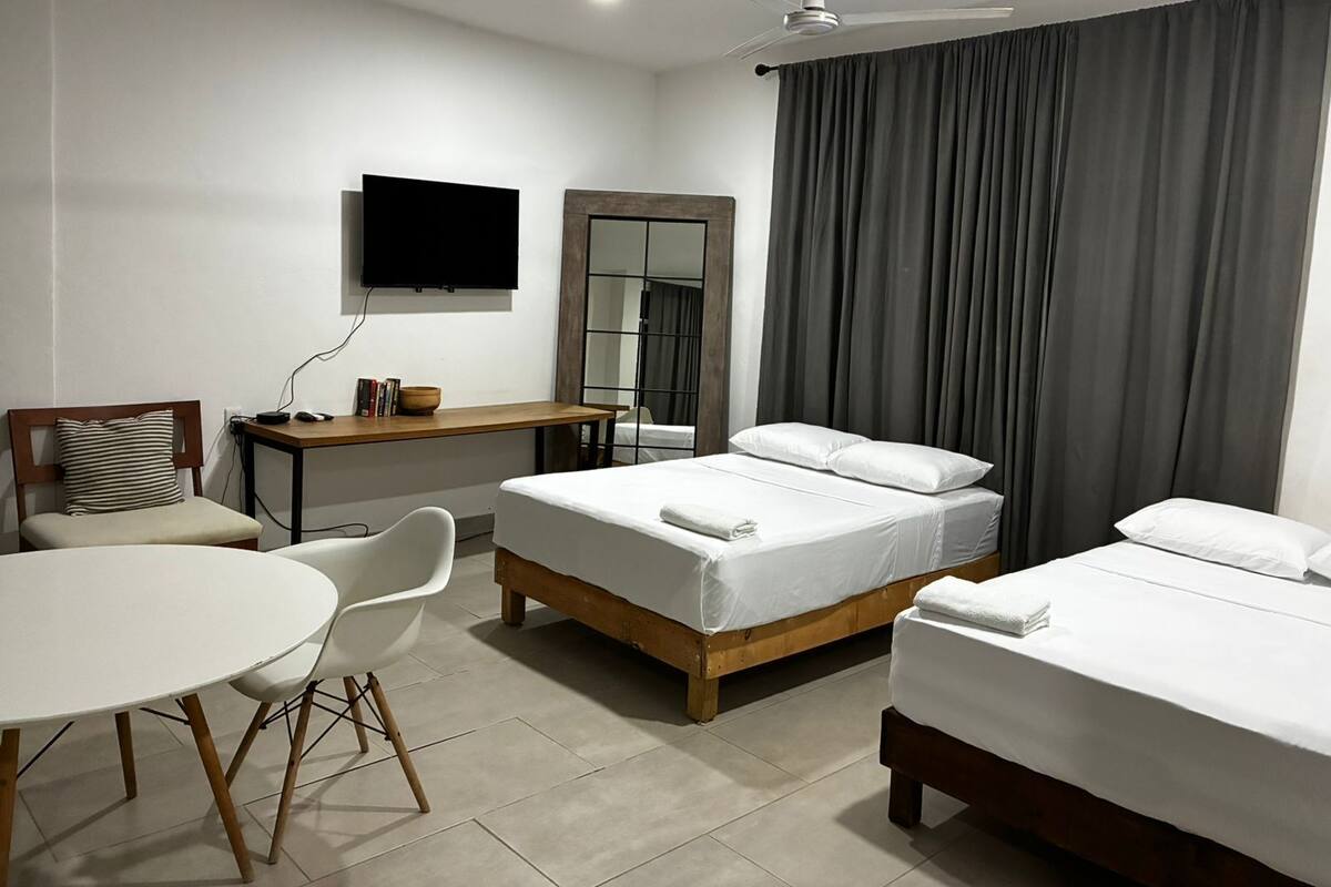 Room | Free WiFi, bed sheets