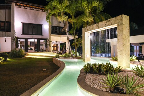 NEW - Luxury Villa Camila +Private Cook +Pool + BBQ