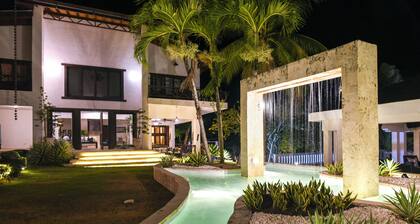 NEW - Luxury Villa Camila +Private Cook +Pool + BBQ