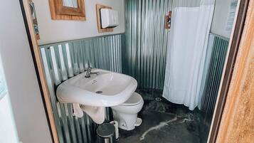 Shower, toilet paper