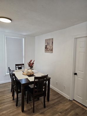 Dining - Modern Downtown Living

 (Idaho Falls)