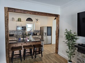 Private kitchen - Modern Downtown Living

 (Idaho Falls)