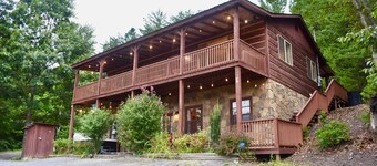 Family Memory Maker: Great Mountain View/Hot tub/Games/Firepit/Private Vineyard