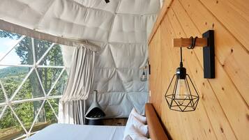 1 室のベッドルーム、WiFi、ベッドシーツ、車椅子でアクセスできる設備