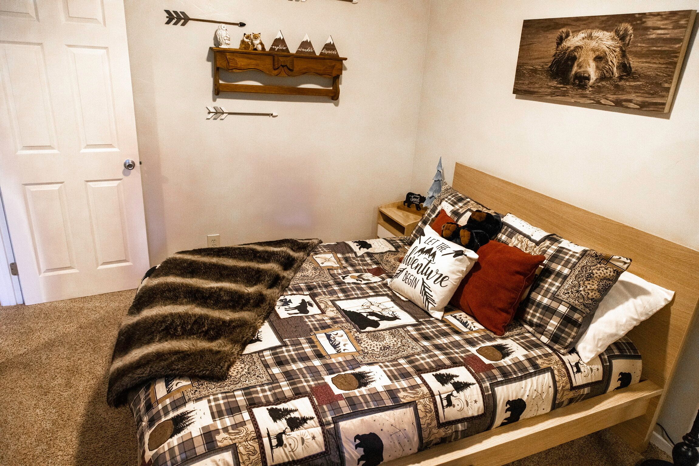 3 dormitorios, tabla de planchar con plancha, wifi gratis y ropa de cama