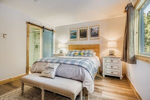 6 dormitorios, escritorio, tabla de planchar con plancha y wifi