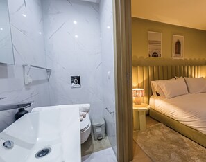 Deluxe-Apartment, Stadtblick | Badezimmer