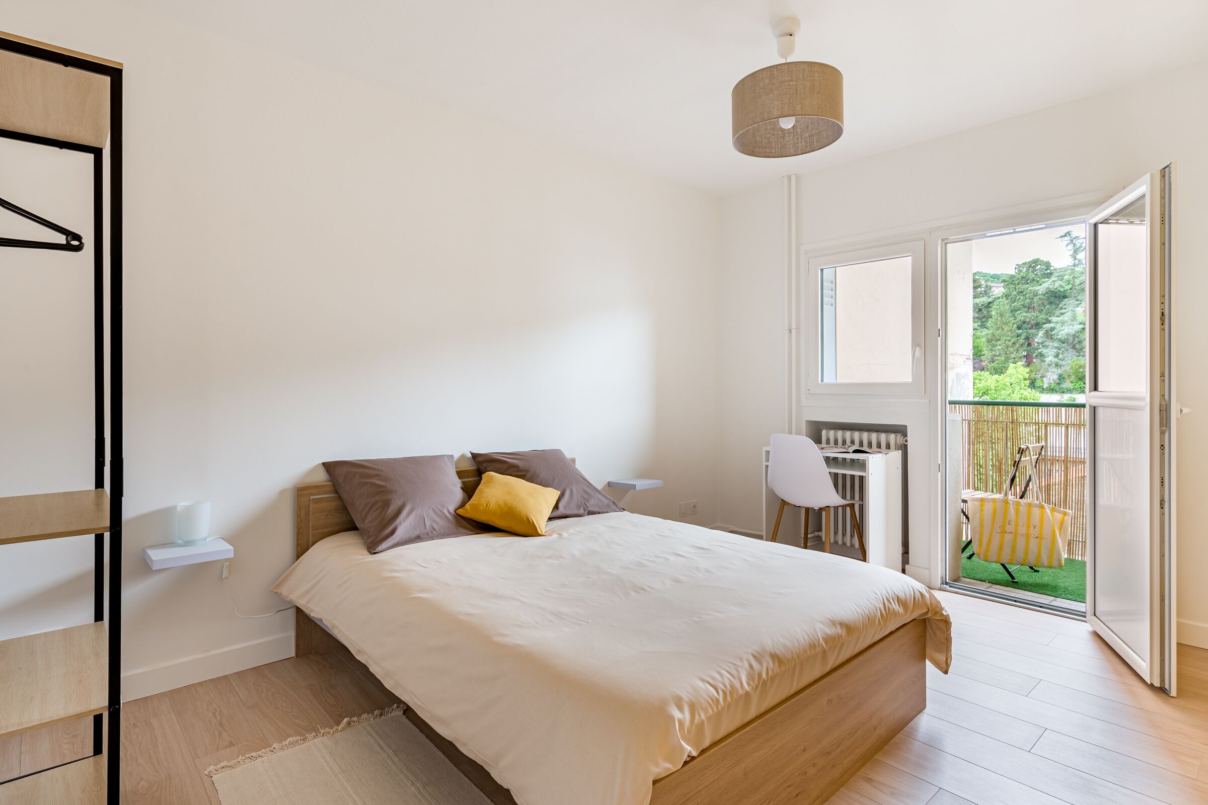 3 chambres, fer et planche à repasser, lit parapluie, Wi-Fi gratuit