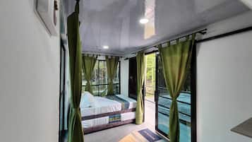 4 slaapkamers, reisbedje, gratis wifi, beddengoed