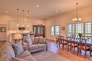 TV, fireplace, table tennis