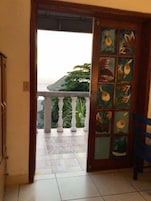 Economy Suite | Desk, soundproofing, free WiFi