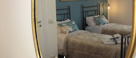 2 bedrooms, travel crib, free WiFi, bed sheets