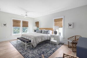 4 bedrooms, WiFi, bed sheets