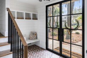 Interior - Outdoor game room + fire pit with scenic marsh views (Bluffton)