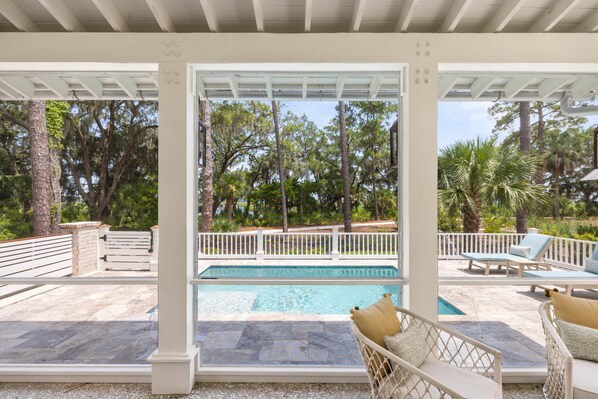 A heated pool - Luxurious River View Cottage w/ Private Pool (Bluffton)