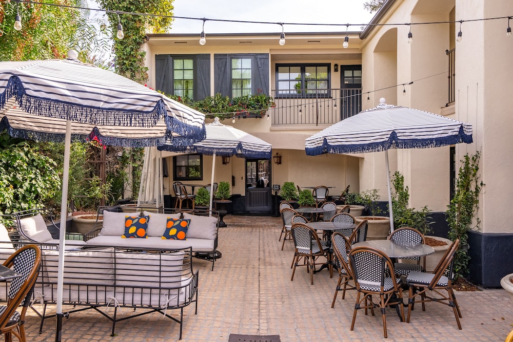 Petit Soleil - Bed, Breakfast and Bar by null