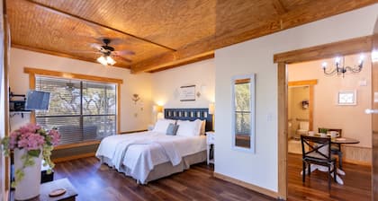 Mystic Hill Suites