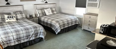 1 bedroom, bed sheets