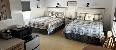 1 bedroom, bed sheets