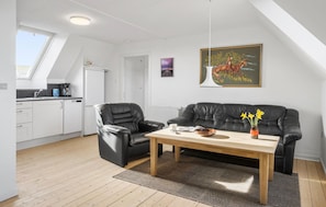 TV - 1 bedroom nice apartment in Thyborøn (Thyborøn)